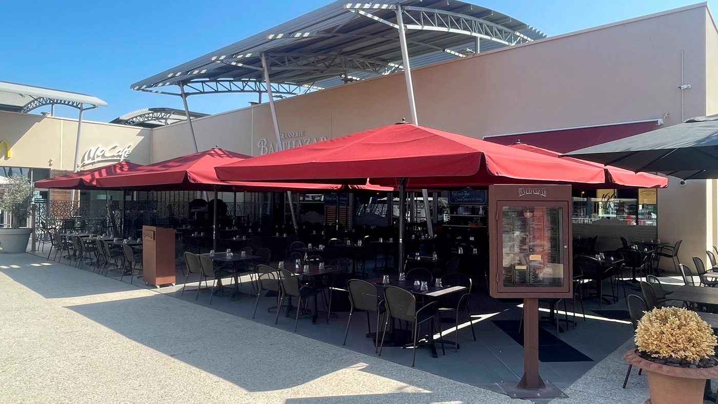 La nouvelle terrasse de  la brasserie Balthazar